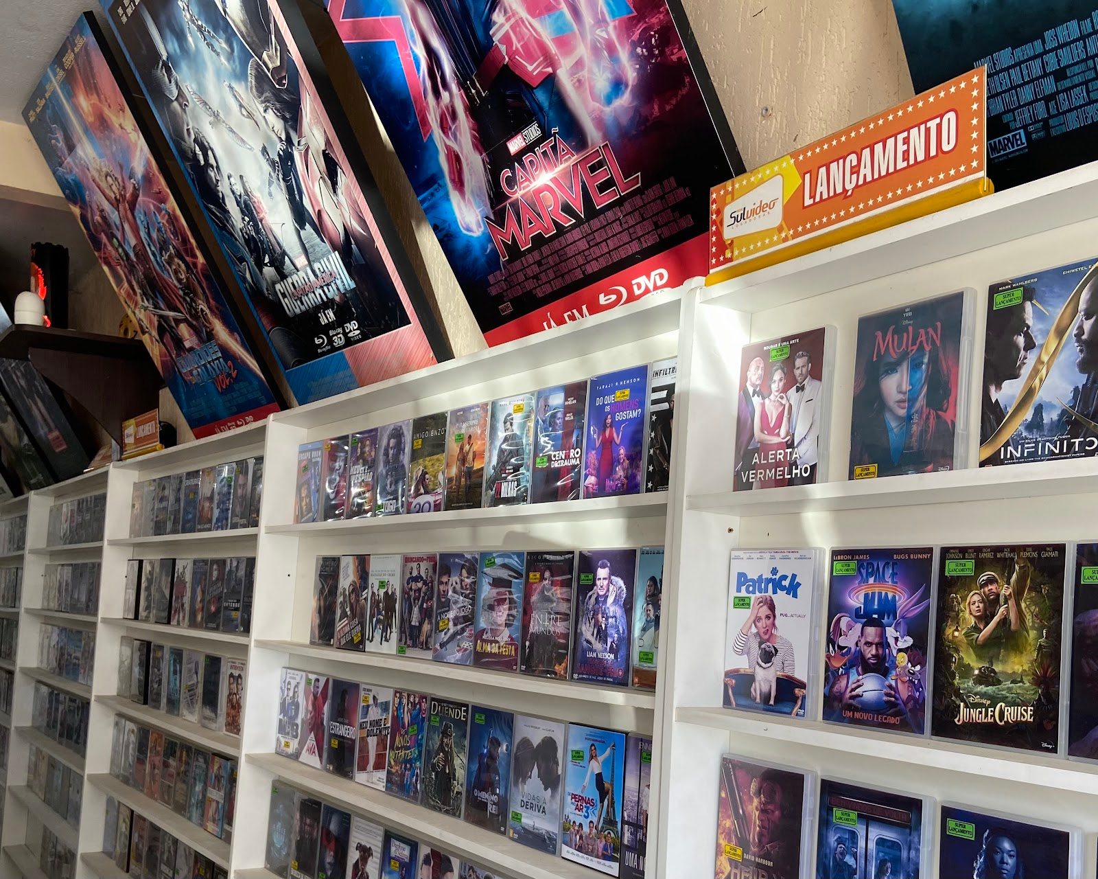 No século do streaming, locadoras são resistência